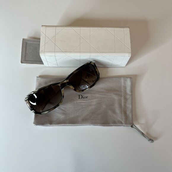 Christian Dior Cottage 1 Sunglasses With Case And Cloth - Picture 1 of 6